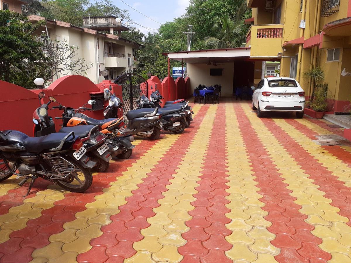 Bed & Breakfast Phoenix Candolim